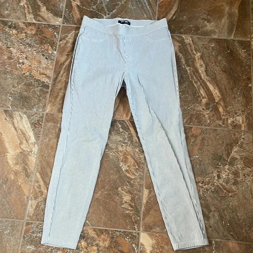 Stripped‎ Pants M